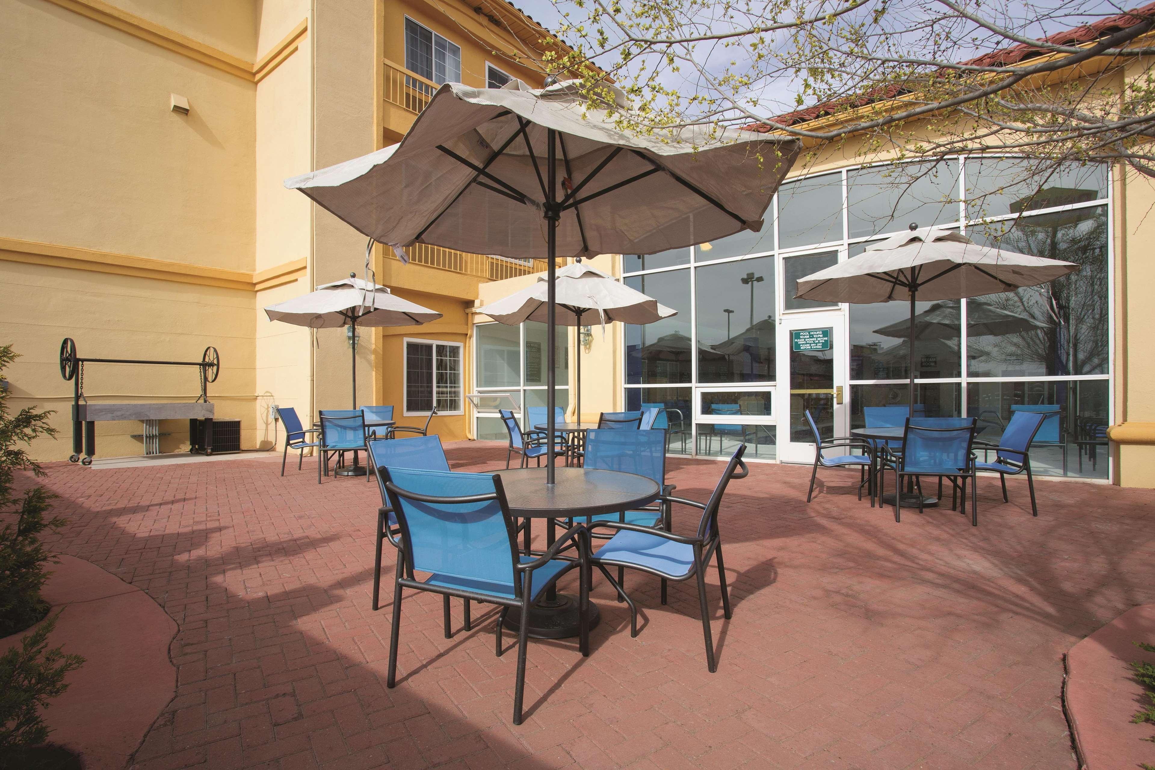 La Quinta By Wyndham Gallup Exterior photo