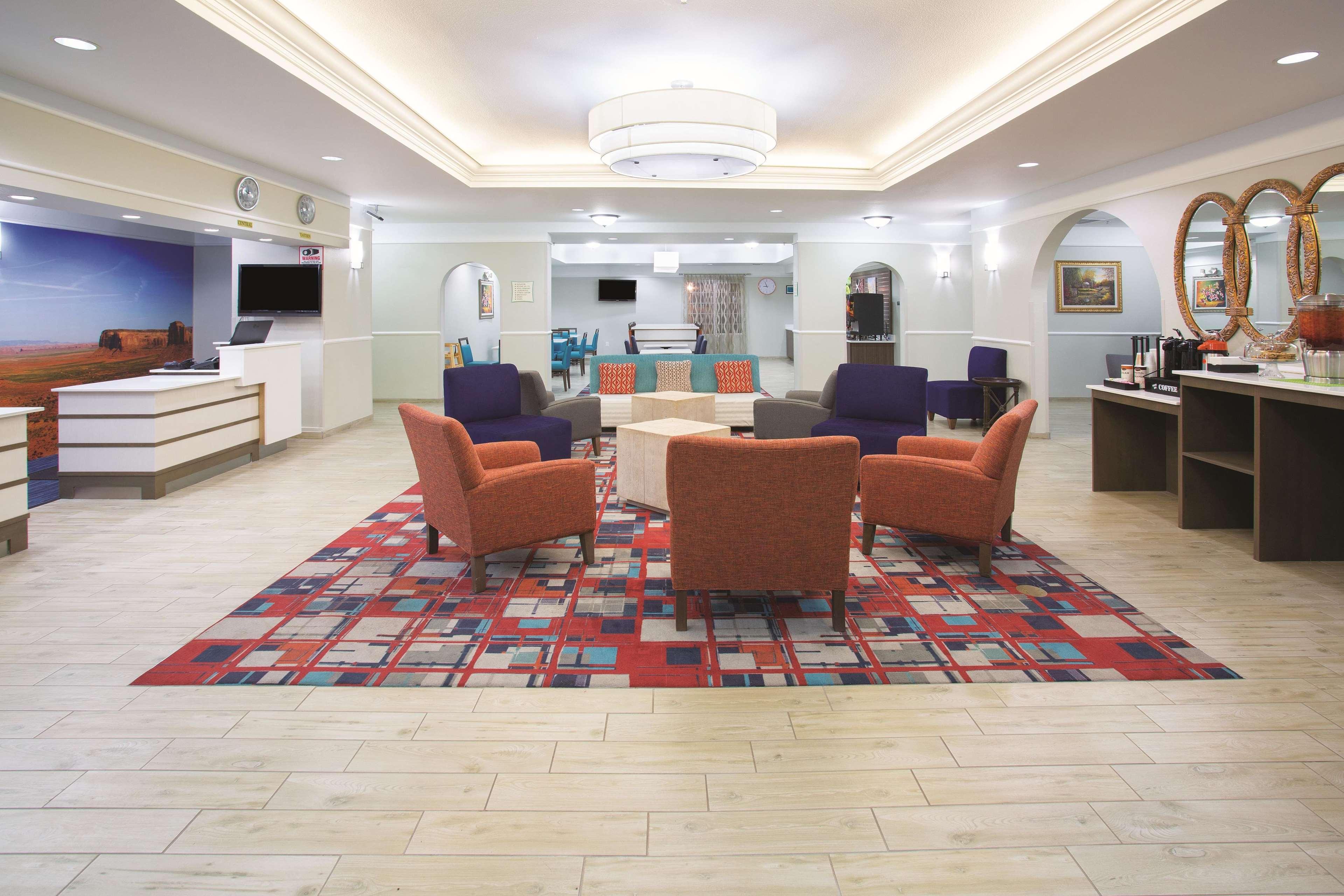 La Quinta By Wyndham Gallup Exterior photo
